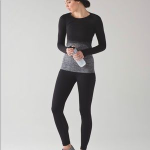 Lululemon Black and grey swiftly size 2